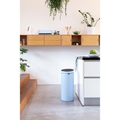 Brabantia Touch Bin, Mülleimer, Abfalleimer, Stahl, Dreamy Blue, 30 L, 202728